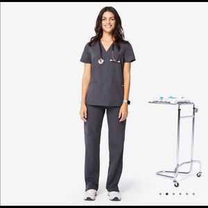 FIGS Charcoal XS set LIMITED EDITION